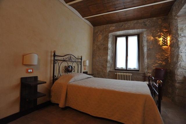 Il Casale Di Mario Villa Montecchio  ภายนอก รูปภาพ